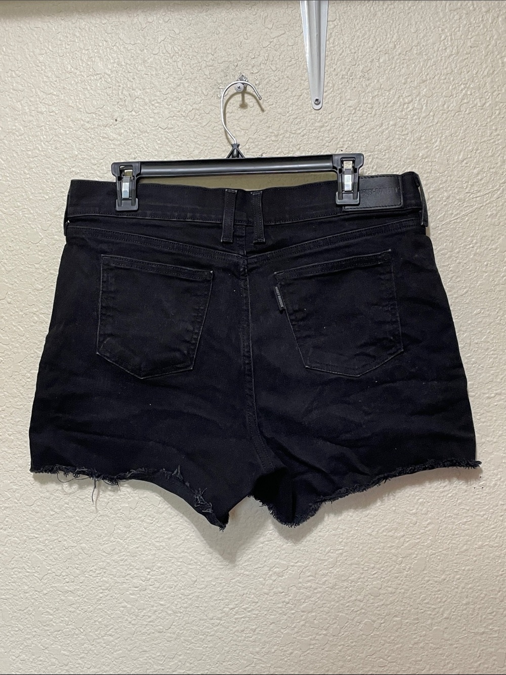 Harley-Davidson Women's Black Hi Rise Shorts. NWOT. Size 31. - Picture 5 of 10